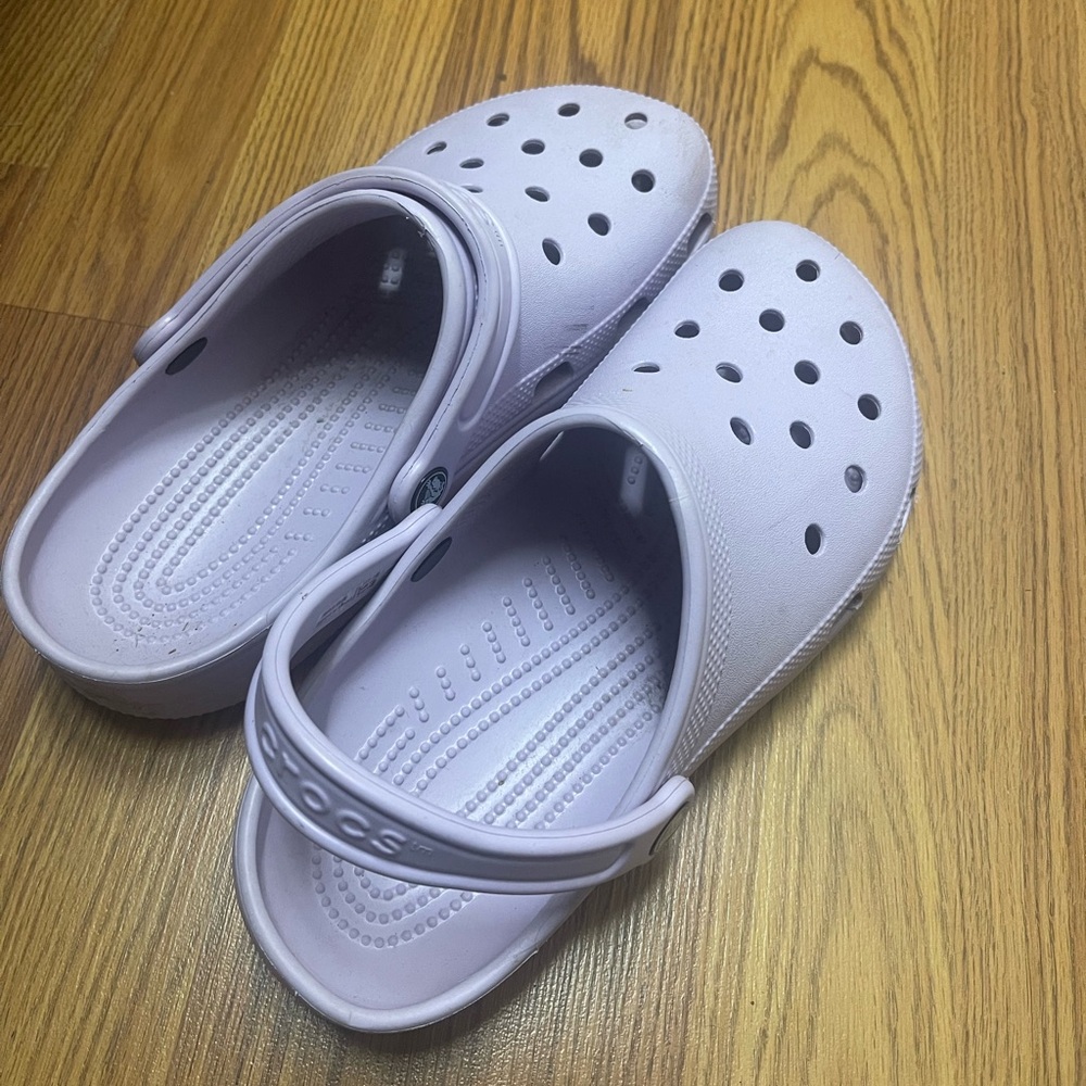 Women’s Crocs light purple